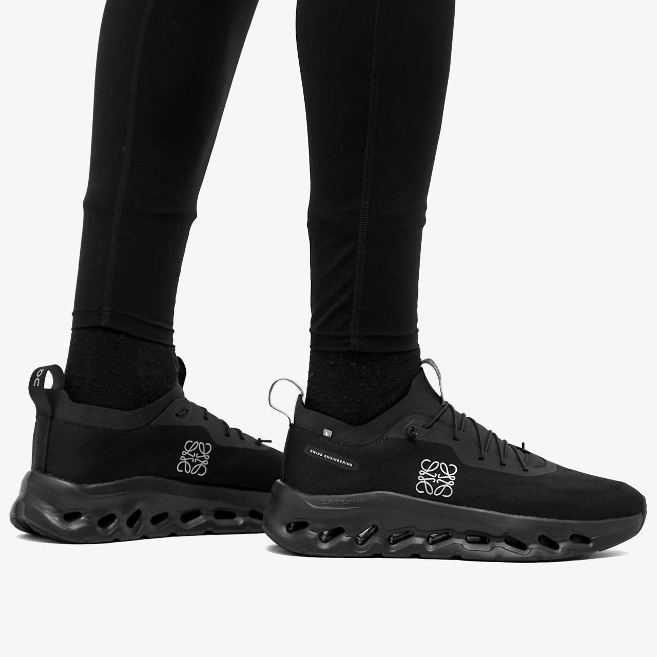 Loewe X On Cloudtilt all black
