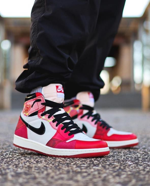 Jordan 1 Retro High OG Spider-Man Across the Spider-Verse