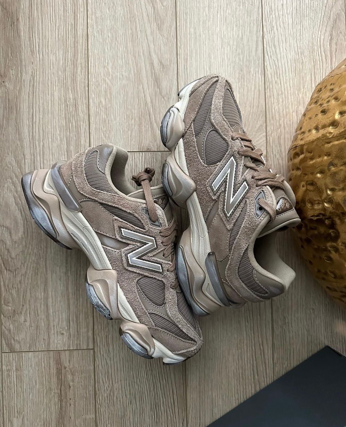 New balance 9060 “Mushroom”