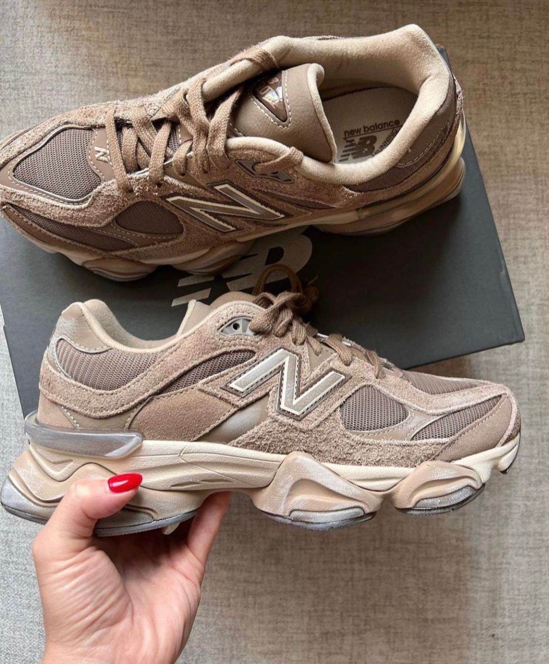 New balance 9060 “Mushroom”