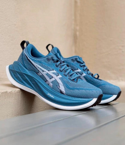 ASICS Superblast 2 Winter Sea White