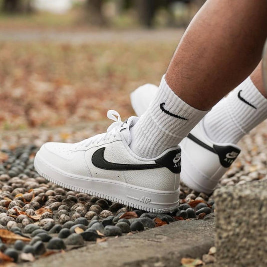 Nike Air Force 1 Low "White and Black"