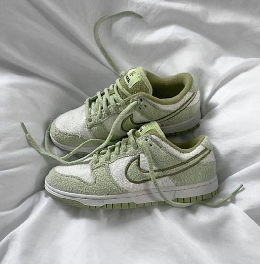 Nike Dunk Low Fleece Honeydew