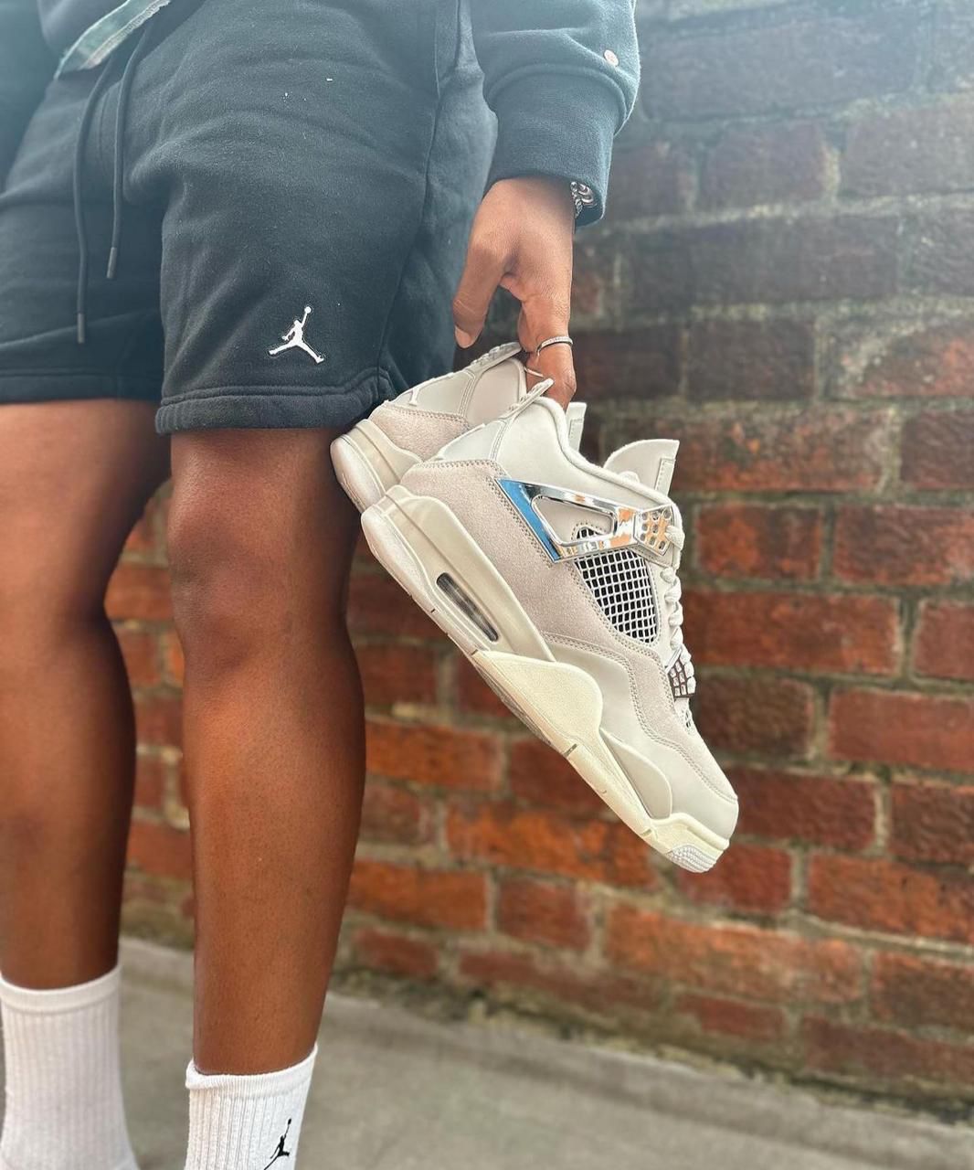 Air Jordan 4 "Frozen Moments"