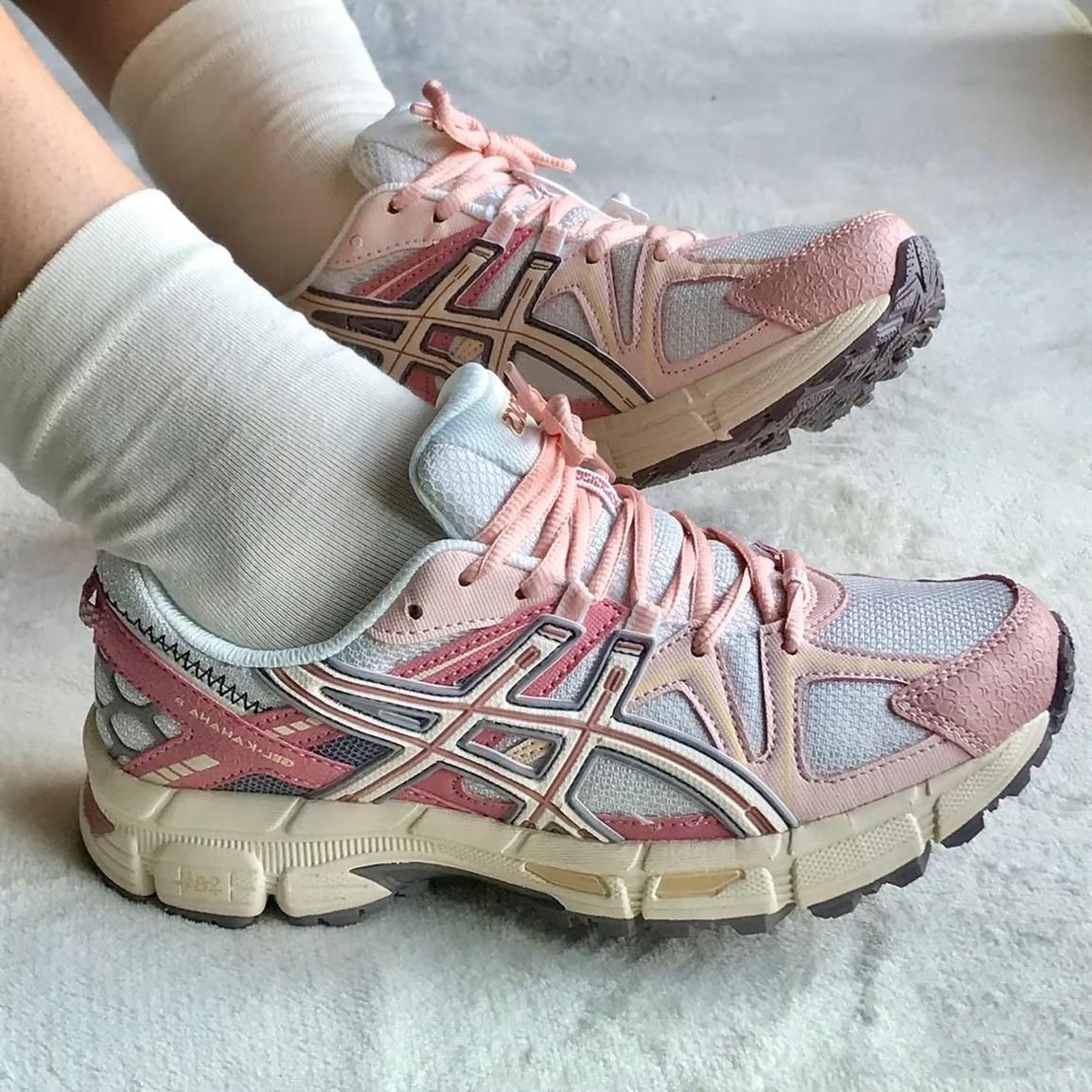 ASICS Gel-Kahana 8 'White Pink