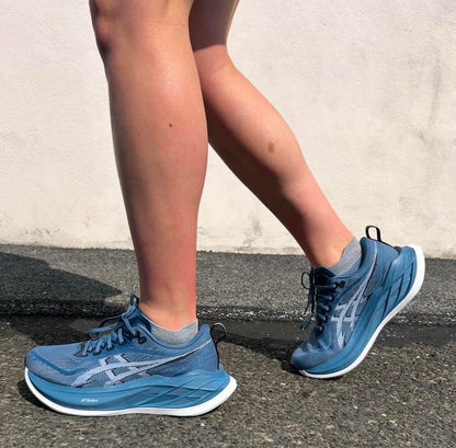 ASICS Superblast 2 Winter Sea White