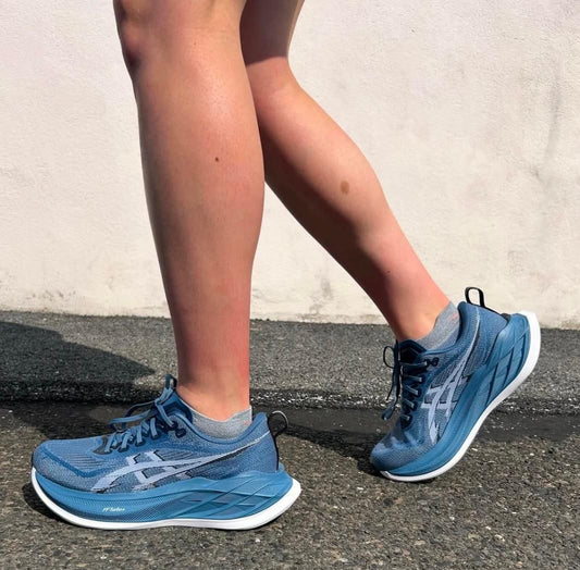 ASICS Superblast 2 Winter Sea White